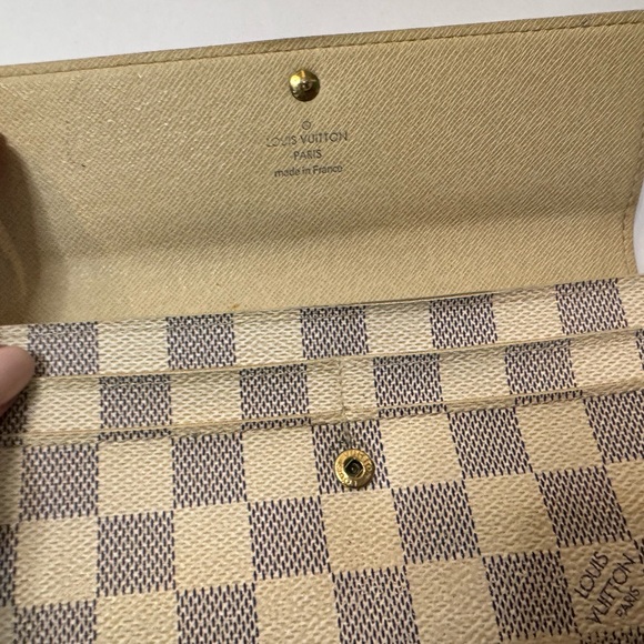 Louis Vuitton Handbags - 💥💥WEEKEND STEAL Louis Vuitton, Sarah Azur long wallet💥💥💥